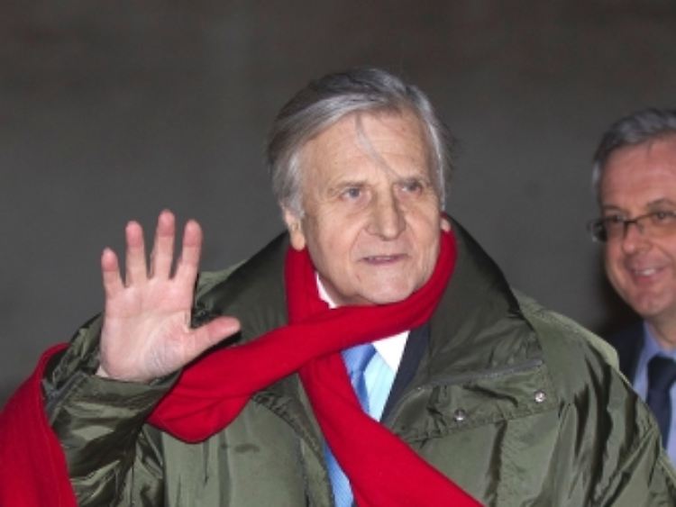Das Treffen beginnt mit einem feierlichen Abendessen: EZB-Chef Jean-Claude Trichet hat sich ein bisschen Arbeit mitgenommen.