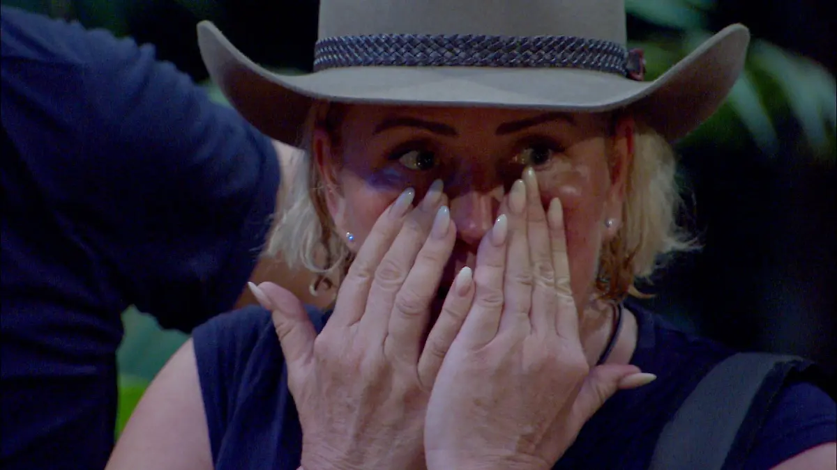 fb4ae1cd-df96-4bc4-ad67-a9fb2fe05bd4-2dc5cf8d-b641-4c33-a64e-750d4e624e47