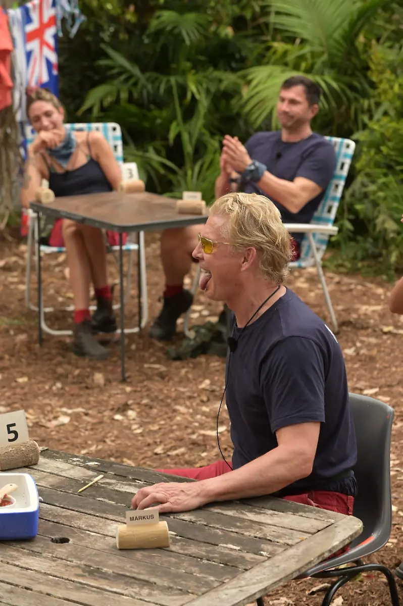 fb4ae1cd-df96-4bc4-ad67-a9fb2fe05bd4-0bfef010-2c1e-49cc-8aa0-ecc020decb5a