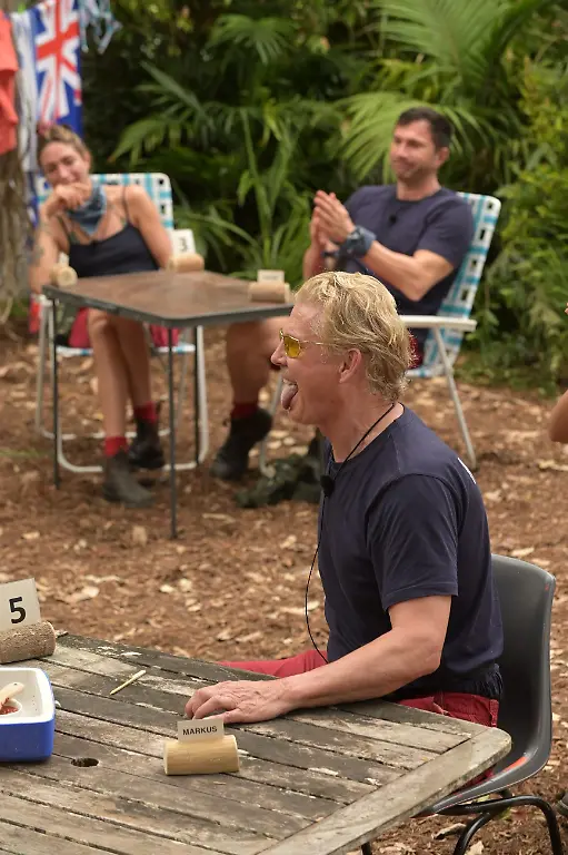 fb4ae1cd-df96-4bc4-ad67-a9fb2fe05bd4-0bfef010-2c1e-49cc-8aa0-ecc020decb5a