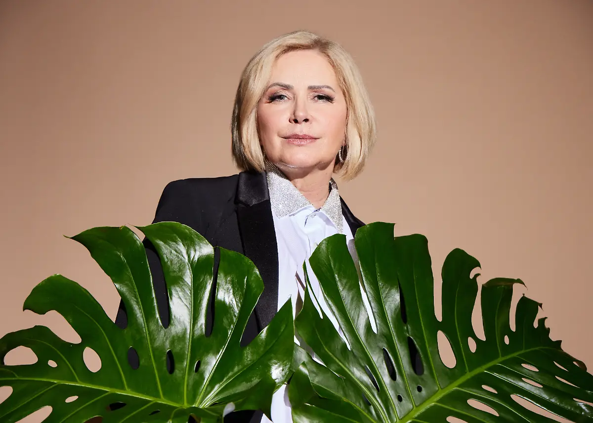 202212-ibes23-10-Kandidatin-3063