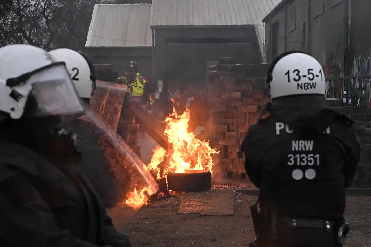 7bbec1712e1e831bc47db19924737572