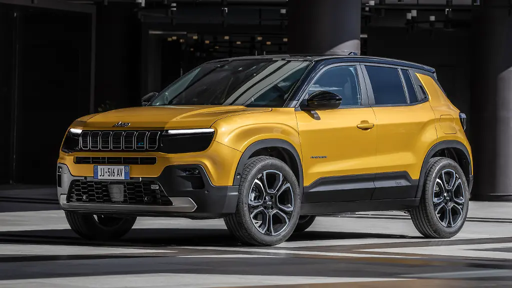 13-jeepavenger6349927dbdd1b1-63be7bc607b1b