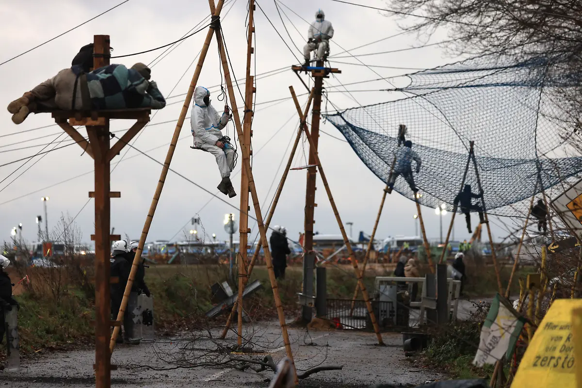 577736a848e5470def6ef451d425a3b2