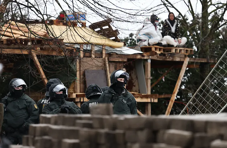 60096d9bf3e84023bdc4dc80664e0772