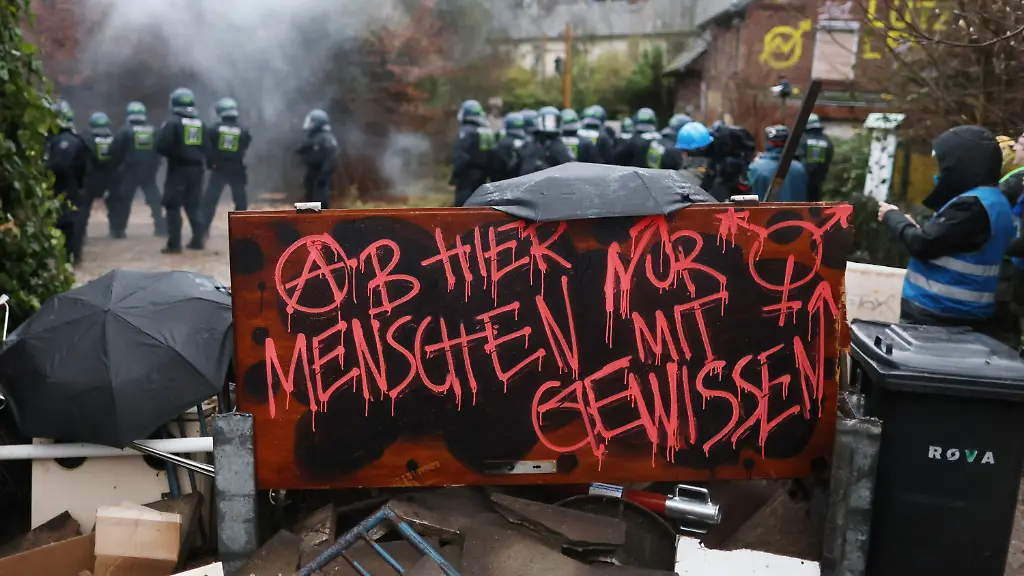 a6a0a667752f6896695618fd497611b9