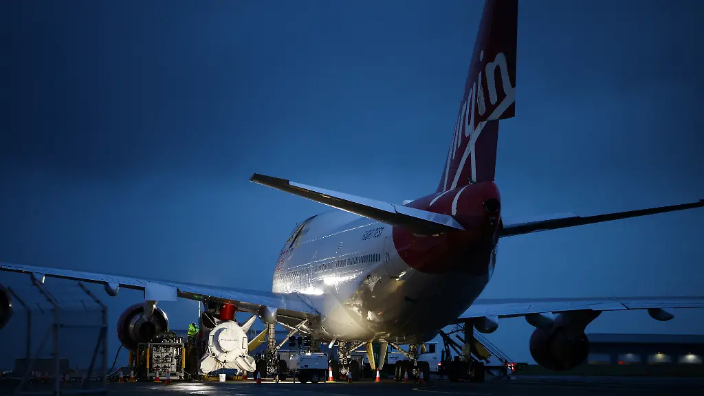 2023-01-08T182000Z-1892965780-RC2IMY92FNIY-RTRMADP-3-BRITAIN-SPACE-LAUNCH