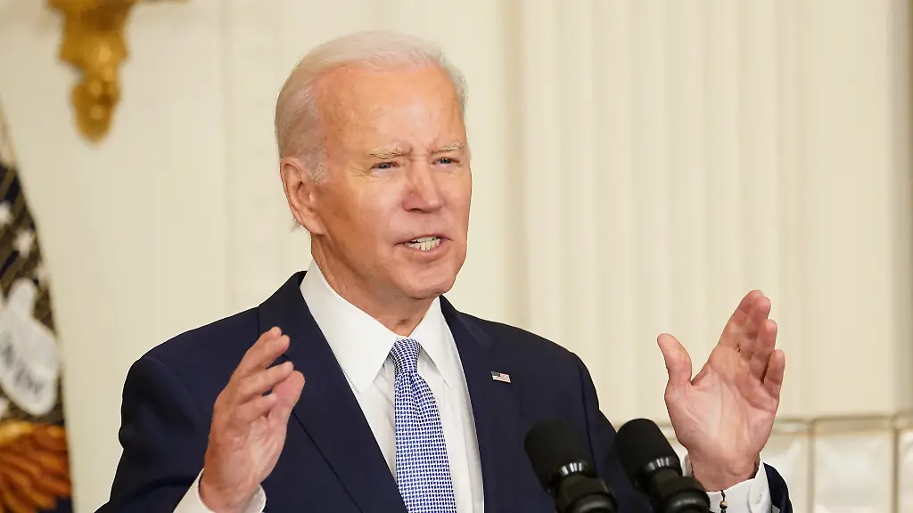 2023-01-06T221345Z-1663744030-RC26LY917LPZ-RTRMADP-3-USA-CAPITOL-SECURITY-BIDEN