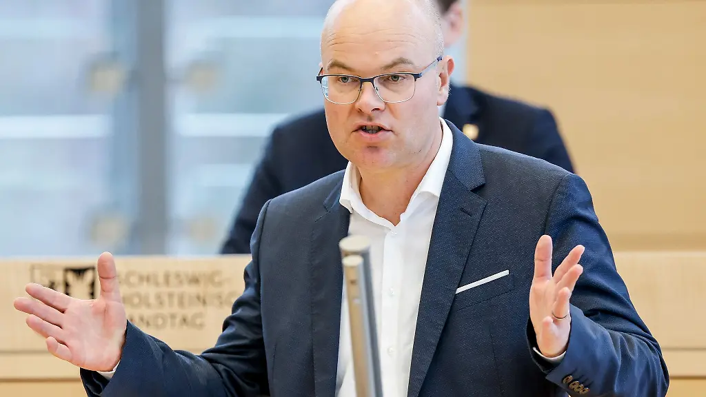 Tobias-Goldschmidt-Minister-fuer-Energiewende-Klimaschutz-Umwelt-und-Natur-von-Schleswig-Holstein