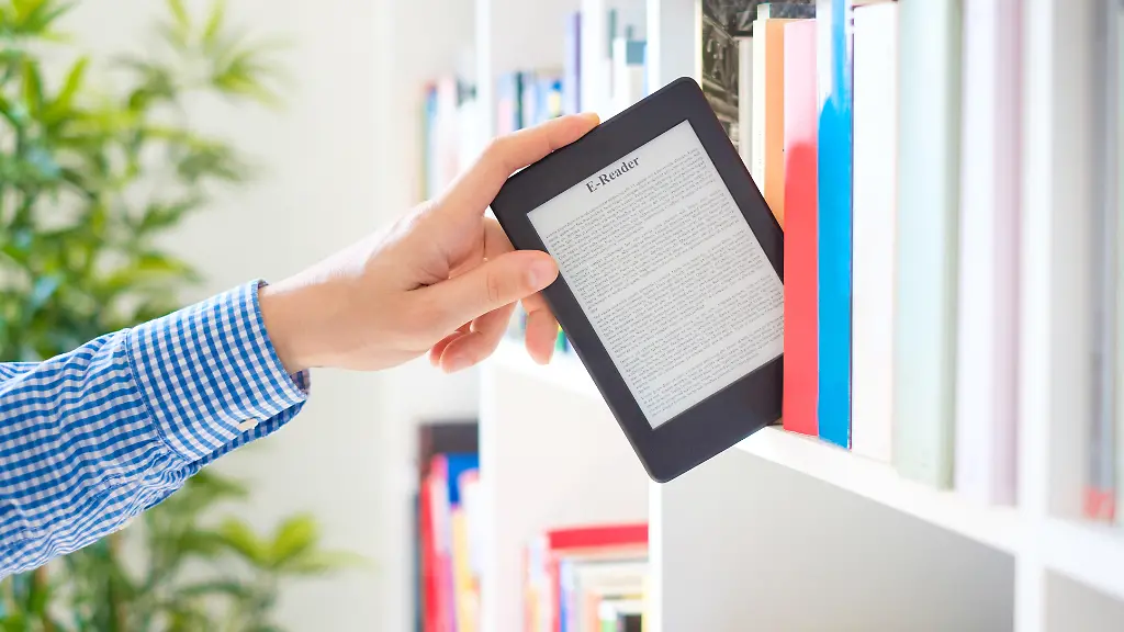 eBook-Reader-PocketBook-gegen-Kindle-und-Tolino-im-Test