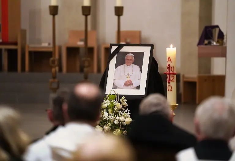 5a5955431f6ec817fda622374584aaf9