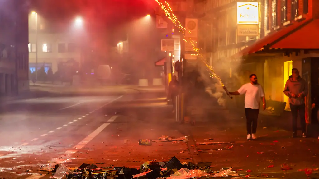 ffd9ae1ee3c564ffa922b33d312463fe