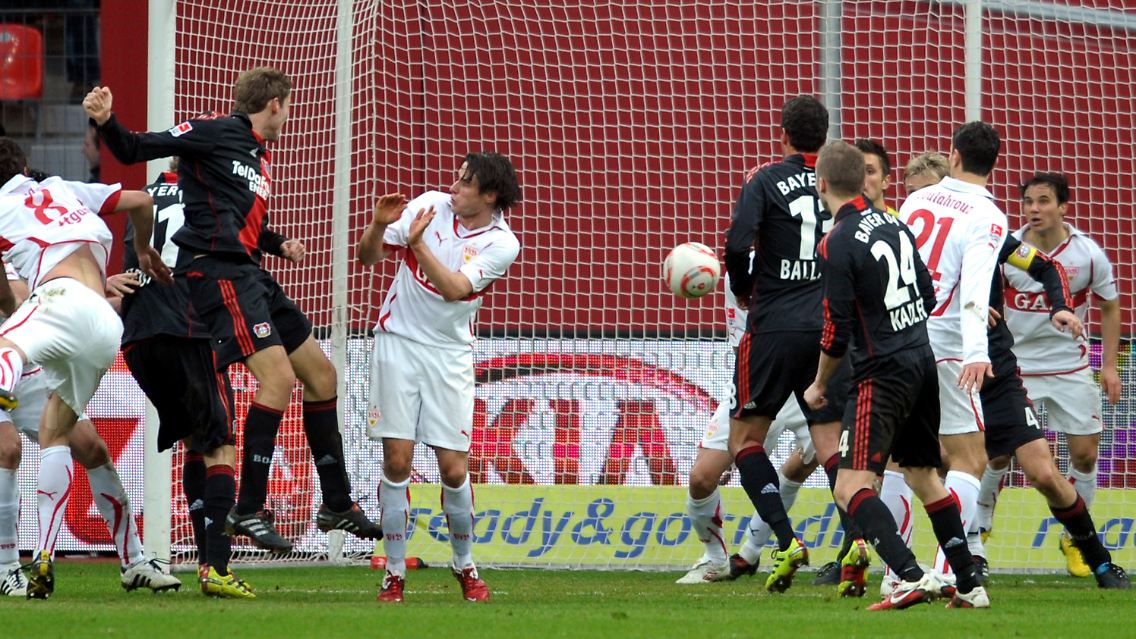 Auf den dritten Rückstand gegen Leverkusen, durch Stefan Reinartz, fand der VfB keine Antwort mehr.