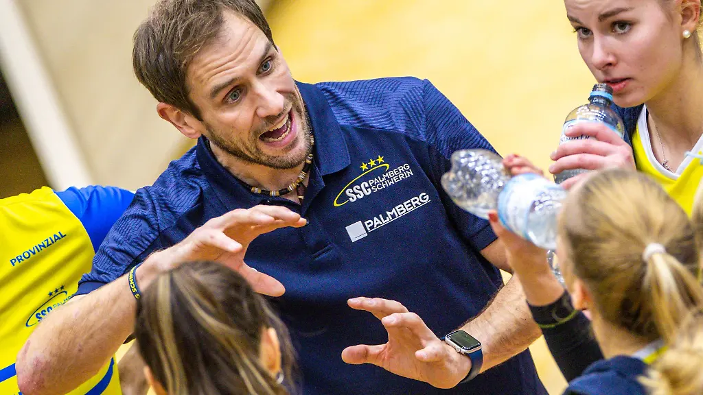 Trainer-Felix-Koslowski-vom-SSC-Palmberg-Schwerin