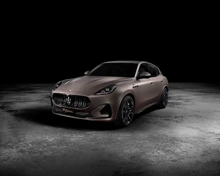 Maserati-Grecale-Folgore