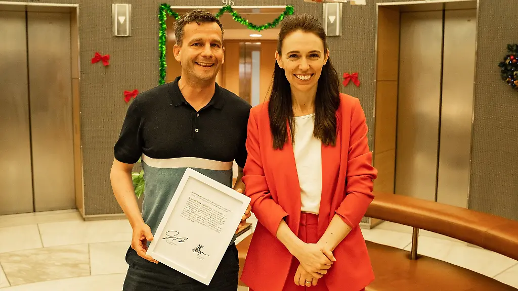 37111eb9965218b097c1457d4e0e01eb