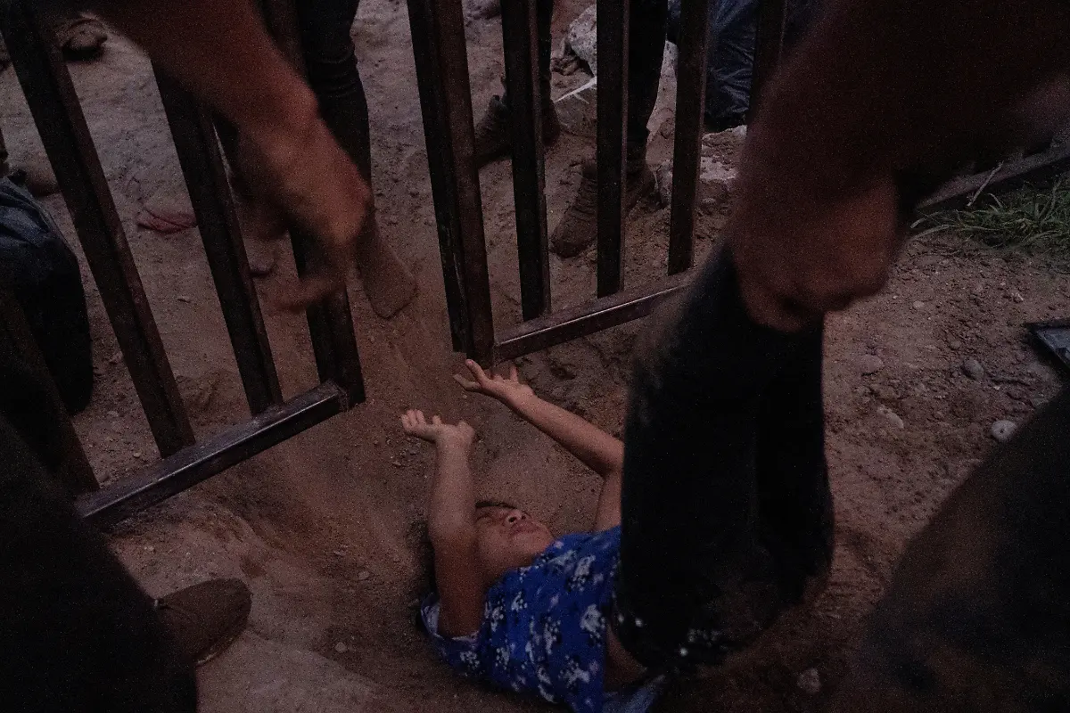 2022-11-29T105216Z-349340447-RC20CV9TOT9H-RTRMADP-3-GLOBAL-POY-2022