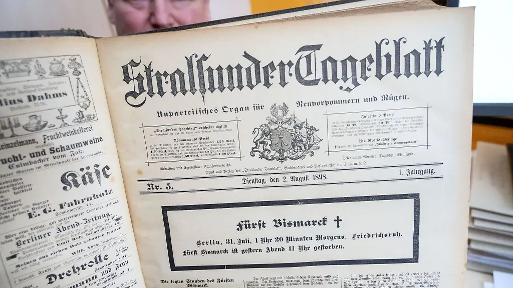 Eine-Ausgabe-des-Stralsunder-Tageblatt-aus-dem-Jahr-1898