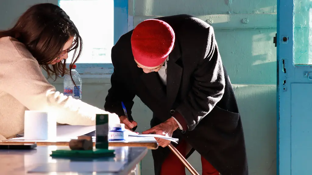 4c7af4f32d1bcd8227c4332f3f45b01d