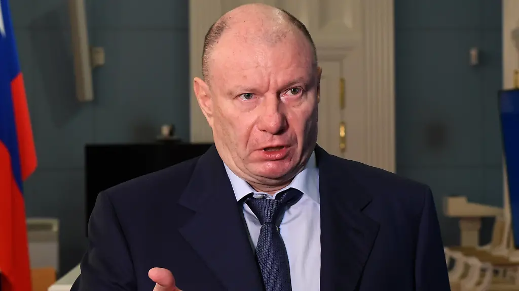 Wladimir-Potanin-ist-ein-enger-Vertrauter-Putins-ist-Miteigentuemer-des-russischen-Bergbaukonzerns-Norilsk-Nickel-und-neuerdings-auch-Eigentuemer-der-Rosebank