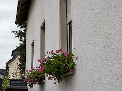 Drastischer Fall in Attendorn: Kleines Mädchen jahrelang eingesperrt - Mutter vor Gericht