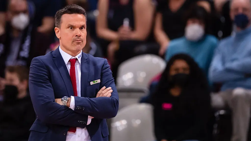 Trainer-Raoul-Korner-durchlebt-mit-den-Hamburg-Towers-eine-schwierige-Phase