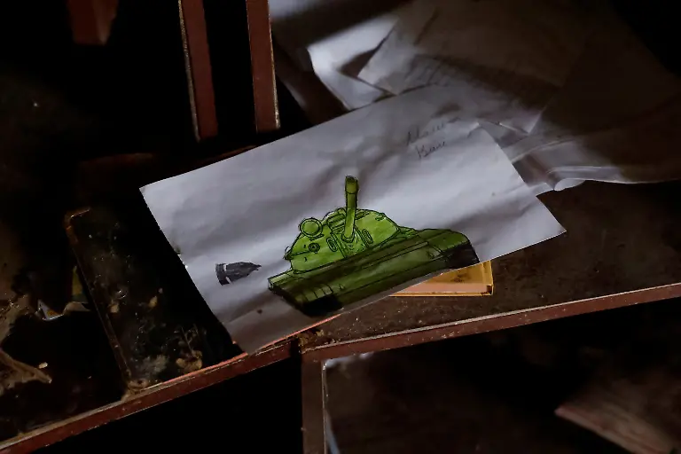 2022-12-08T101023Z-2045255105-RC2BEX9A8F0M-RTRMADP-3-UKRAINE-CRISIS-MISSING