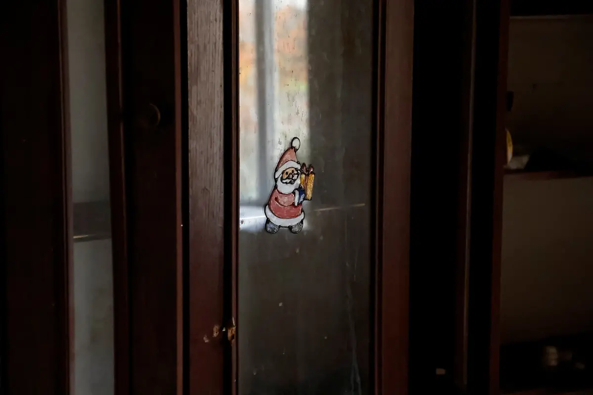 2022-12-08T101023Z-263477158-RC2BEX9SAE2M-RTRMADP-3-UKRAINE-CRISIS-MISSING