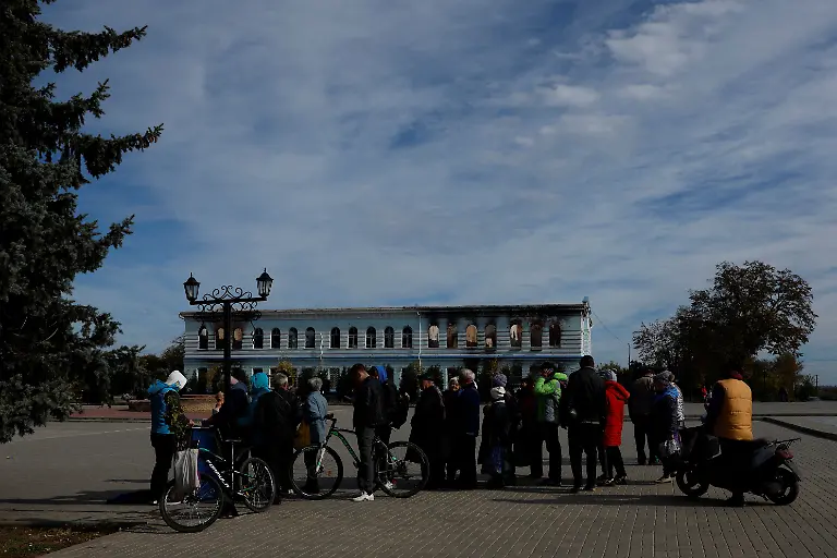 2022-12-08T100933Z-2022671746-RC2A4X9TNRUB-RTRMADP-3-UKRAINE-CRISIS-MISSING