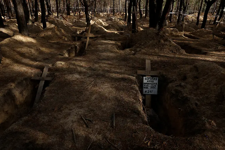 2022-12-08T100934Z-210749437-RC2B4X9G5KLS-RTRMADP-3-UKRAINE-CRISIS-MISSING