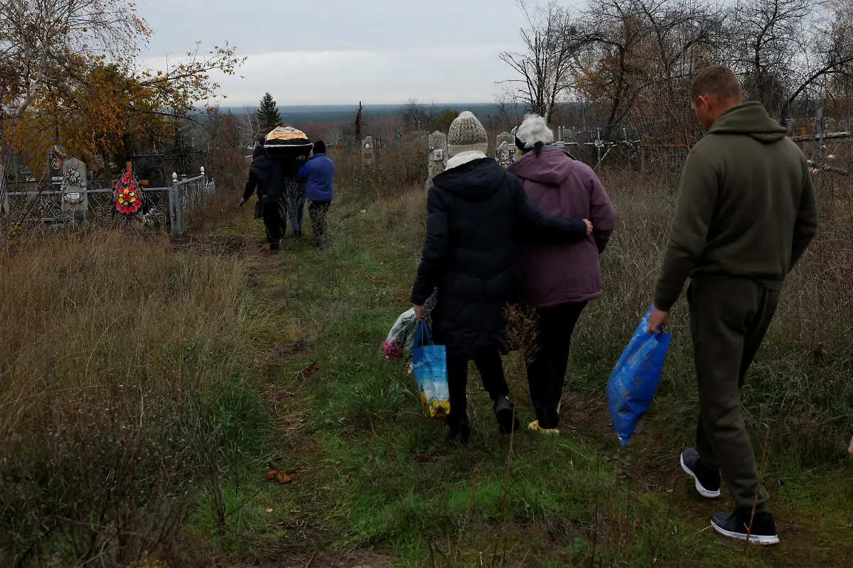 2022-12-08T101009Z-1115566601-RC29EX9QAE8Y-RTRMADP-3-UKRAINE-CRISIS-MISSING