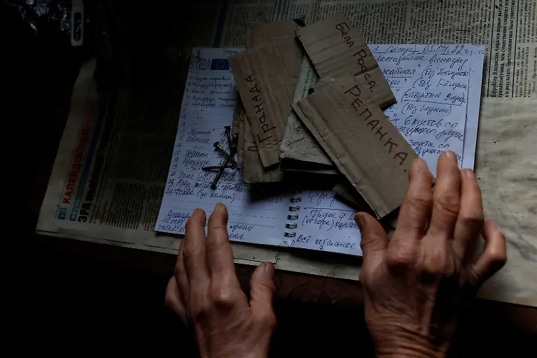 2022-12-08T100958Z-2118670531-RC2W4X9E6M4B-RTRMADP-3-UKRAINE-CRISIS-MISSING