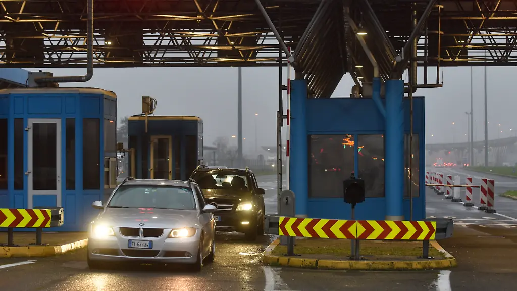 35e3ec525becb97481039cff93b3756f