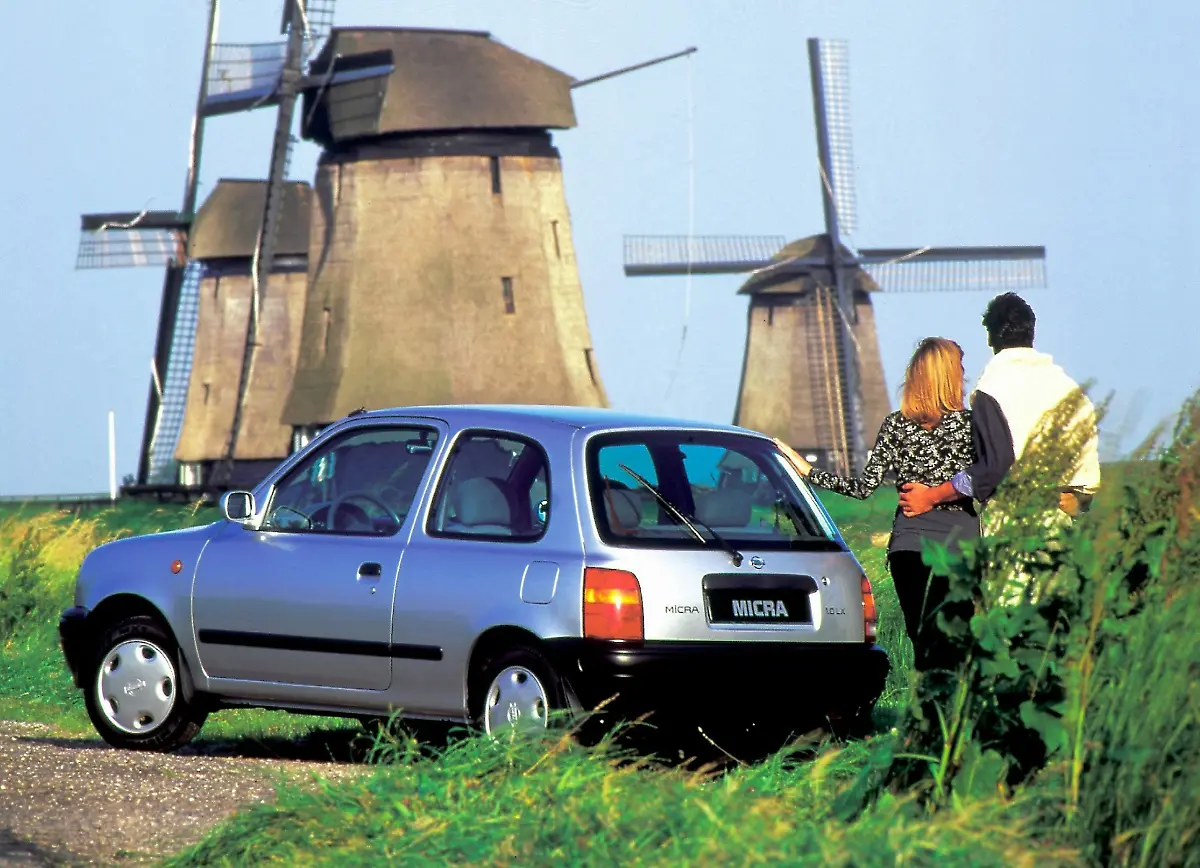 09-Nissan-Micra-Generation2ab1992QuelleNissan