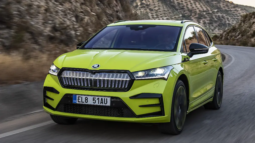 2-ENYAQ-RS-iV-Media-Launch