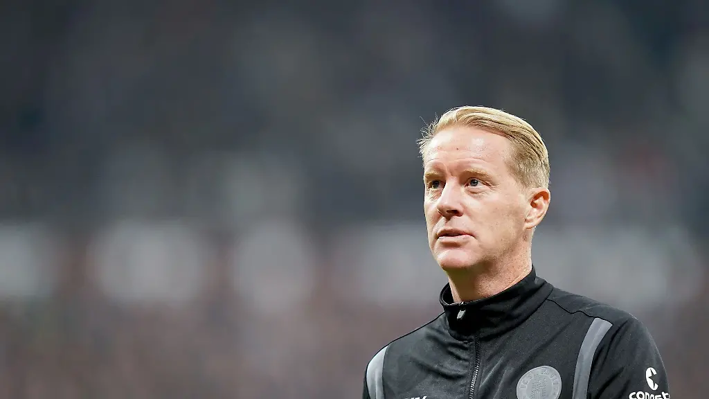 Muss-beim-FC-St-Pauli-gehen-Trainer-Timo-Schultz