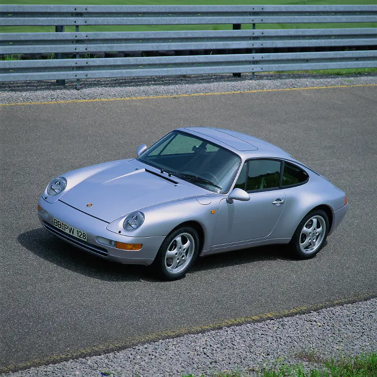 08-Porsche-911-Carrera-Baureihe-993-Quelle-Porsche-AG