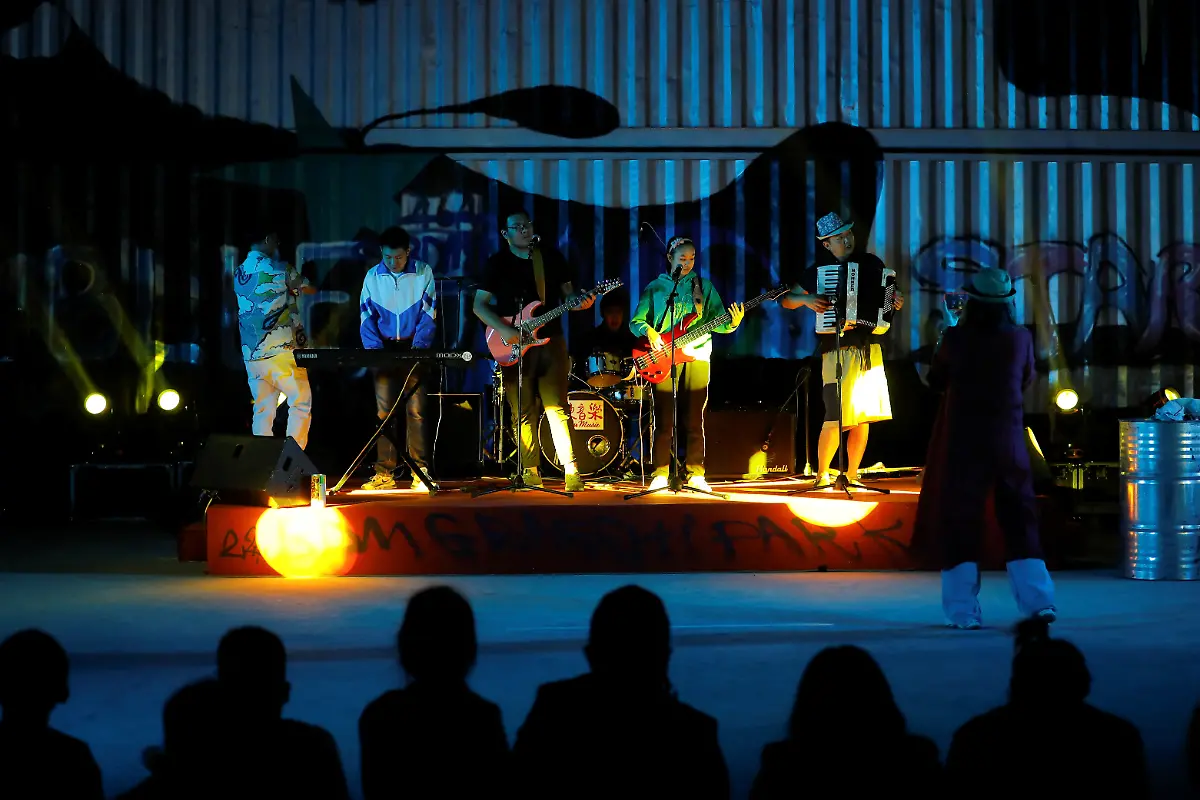 2022-12-02T030251Z-1233753060-RC2MNW9E0B27-RTRMADP-3-CHINA-AUTISM-BAND