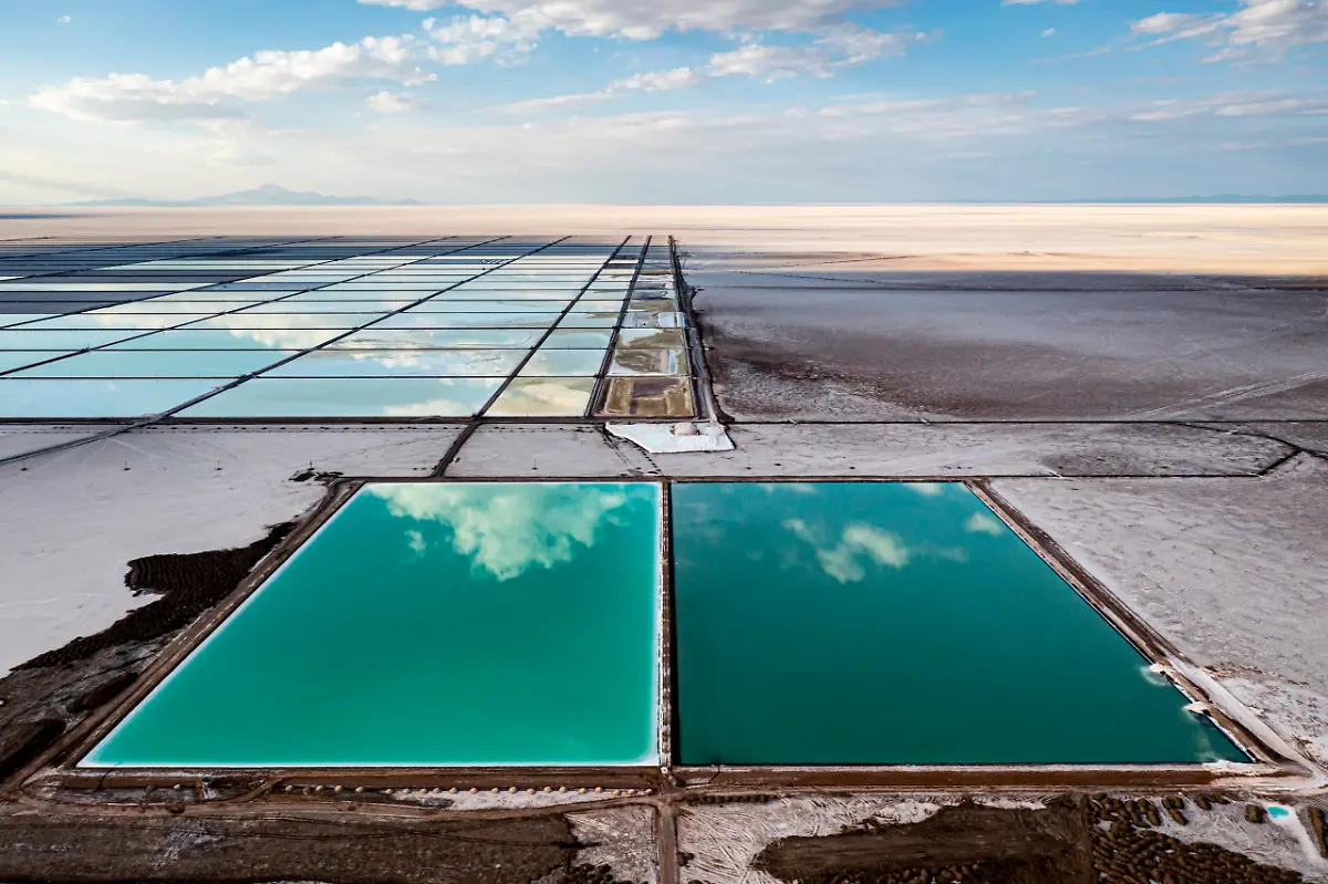 Lithium-Evaporation-Ponds-Matjaz-Krivic-scaled