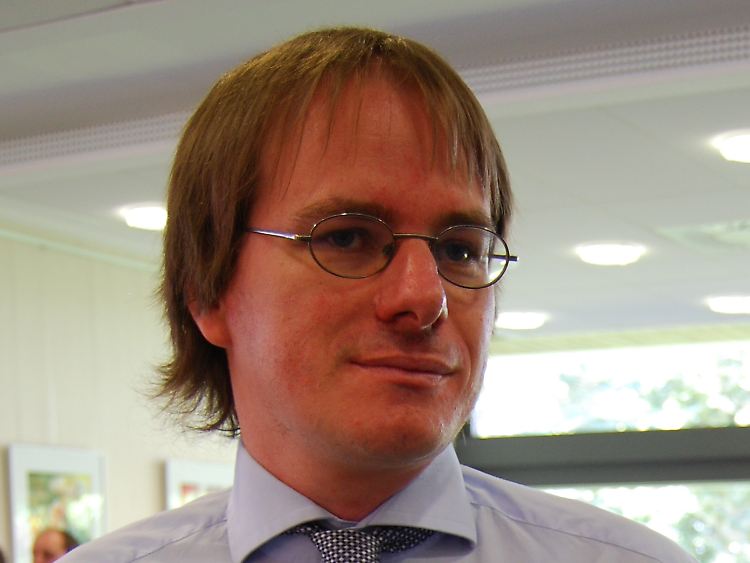 Dr. Thomas Wiegelmann arbeitet am Max-Planck-Institut für Sonnensystemforschung in Katlenburg-Lindau.