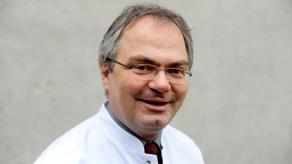 Der-Virologe-Helmut-Fickenscher