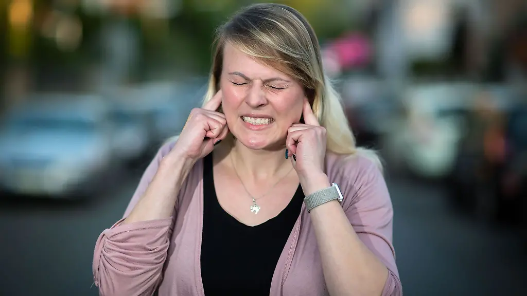 Laerm-kann-Ursache-fuer-gesundheitliche-Schaeden-sein