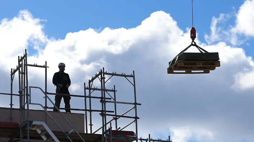 6418351f20fec84a1843932e3c8fa921