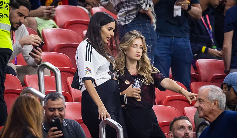 Arfaoui-Sara-Guendogan-Kathi-Raum-David