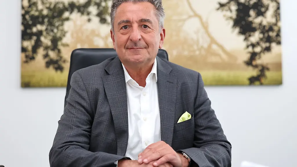 Gunnar-Schellenberger-CDU-Landtagspraesident-von-Sachsen-Anhalt-bei-einem-Interview