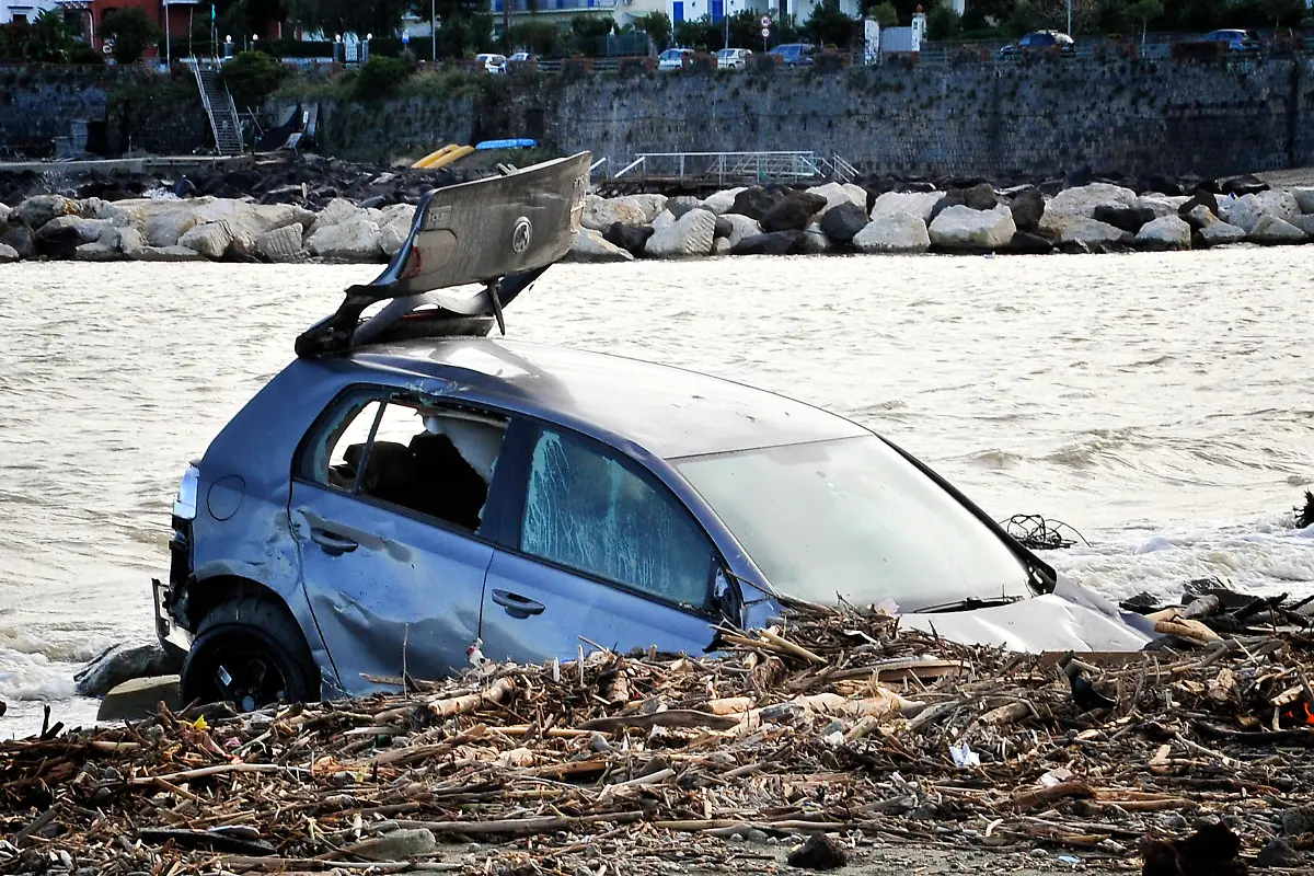 e0ee2889f1b78f6a19ed102690a7d0b2