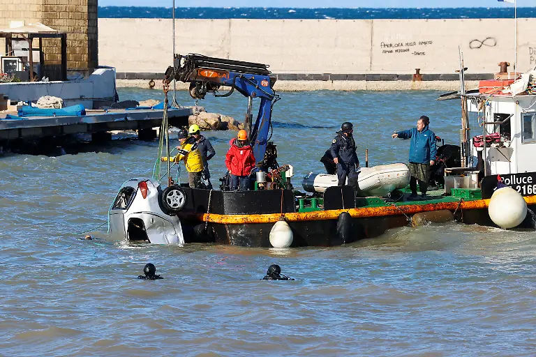 b7d23b4c67f1bf17d6bf5f7ef5c79383