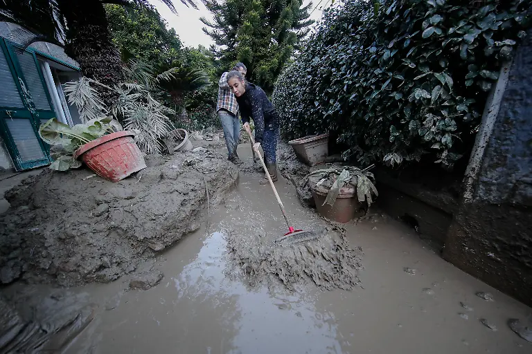 f8e5a3df8950b762da440bec28e05e82