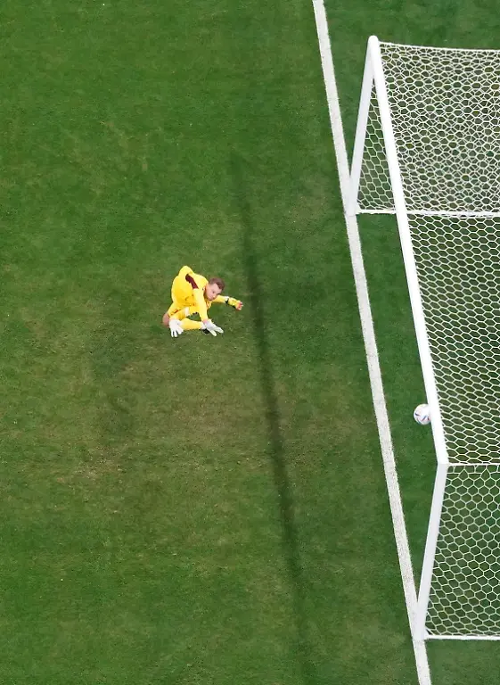 e50adbbc2ebd2264017fe2188fd8bf3e