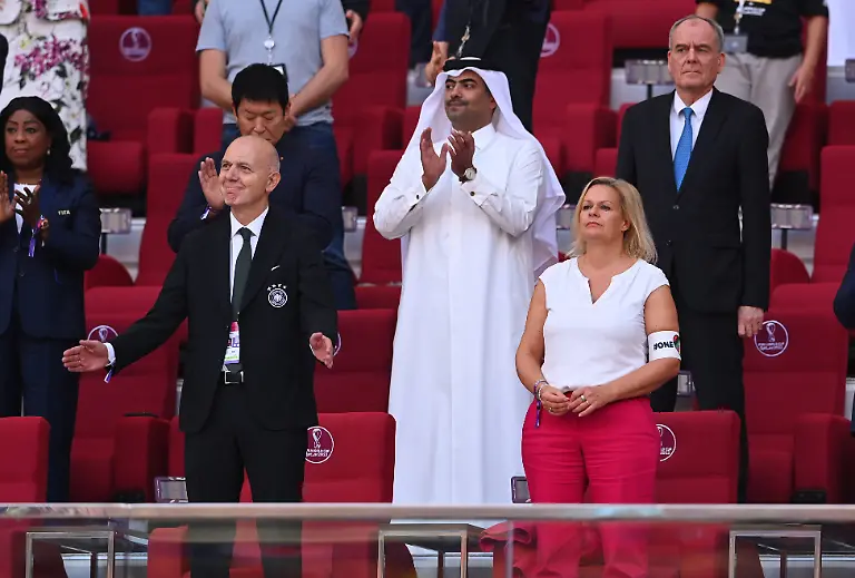 dee9777f6691925af371216c8b2e545d